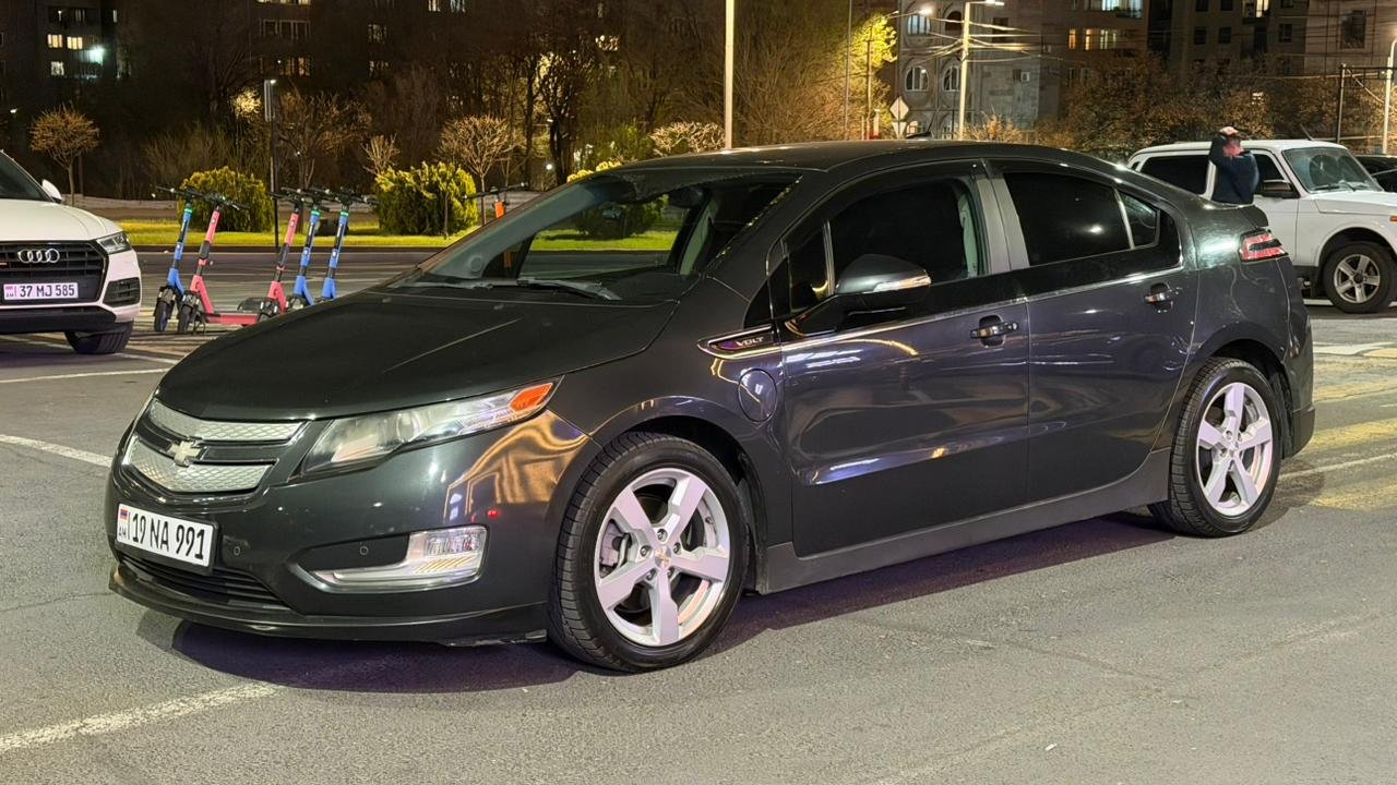 Chevrolet Volt 2013