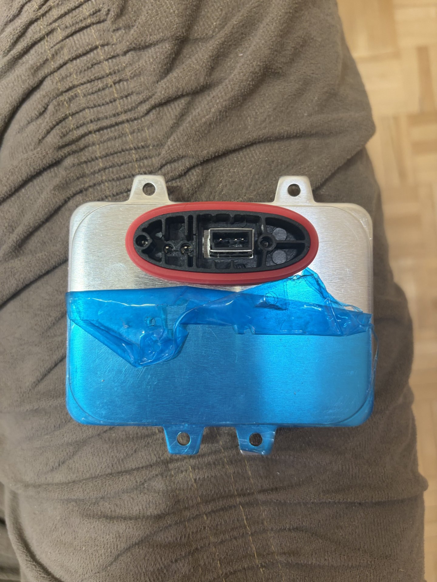 Xenoni block 12V